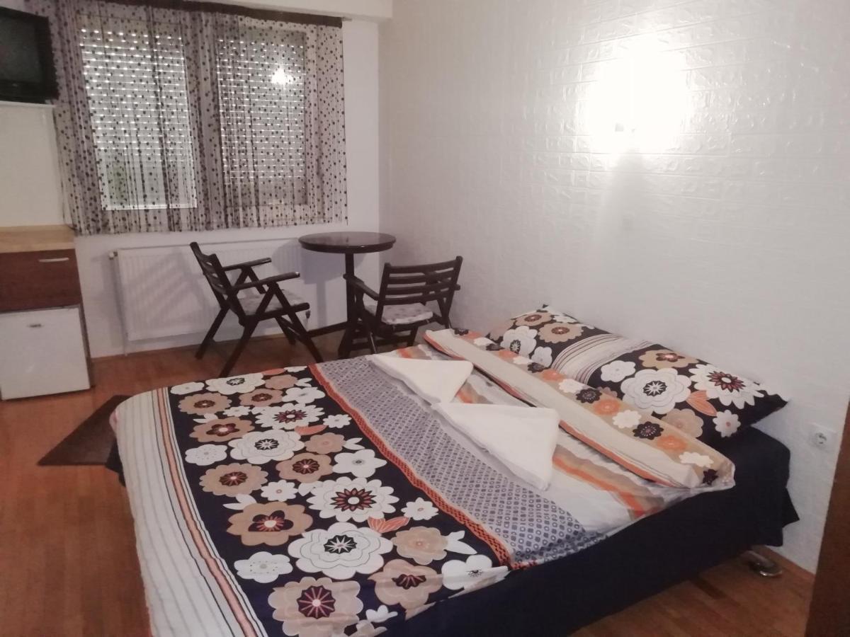 Toshe Appartement Ohrid Buitenkant foto